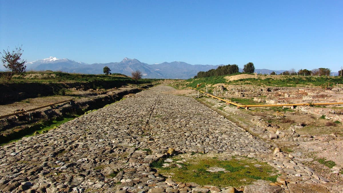 La Catasta approda nel Parco Archeologico di Sibari per promuovere il territorio