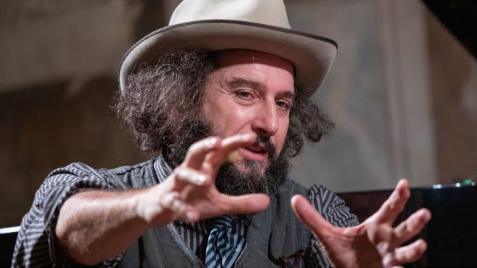 A Sibari tutto pronto per l'atteso concerto di Vinicio Capossela