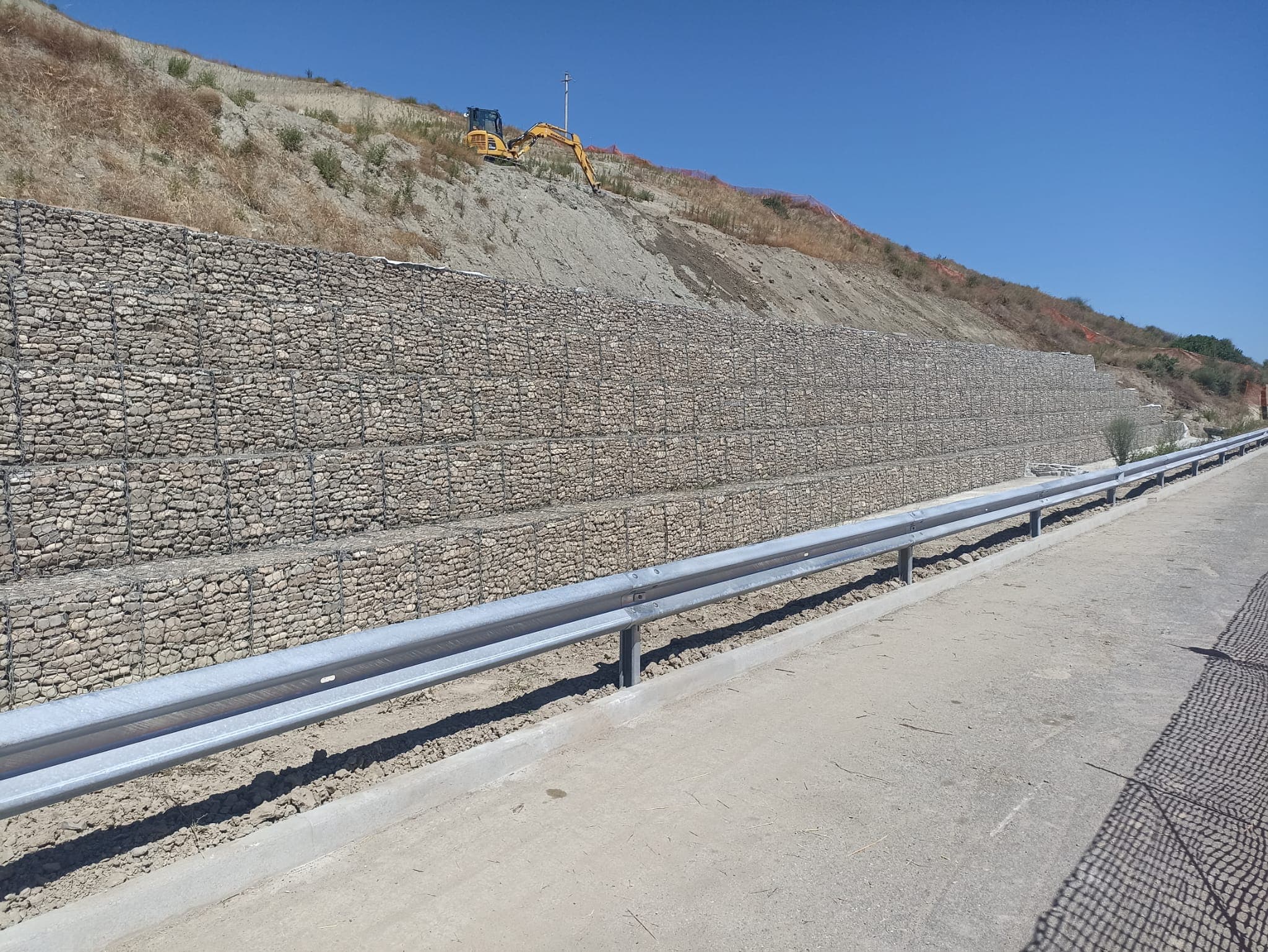 Ripristinati i 350metri di strada lungo la provinciale 267bis a Rocca Imperiale: era franata nel 2018
