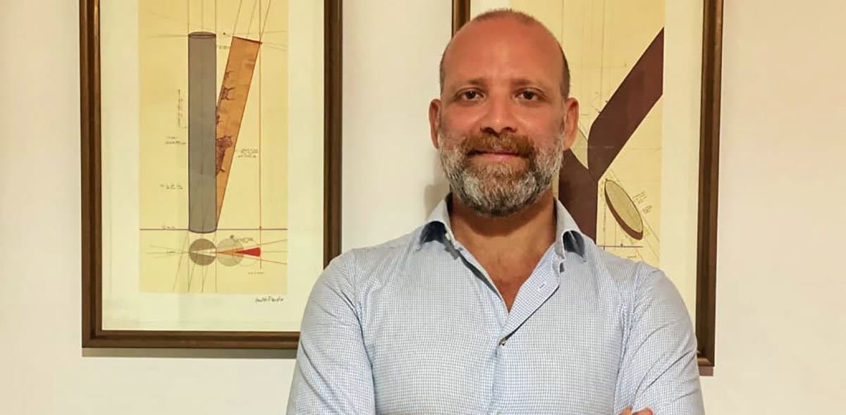 "La fuitina in Vespa", l'avvincente romanzo d’esordio del rossanese Renato Mango