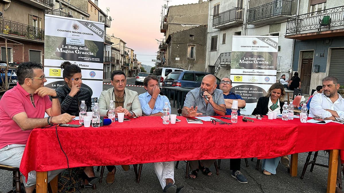 A Campana idee a confronto sul tema "Calabria e nuove visioni del territorio"