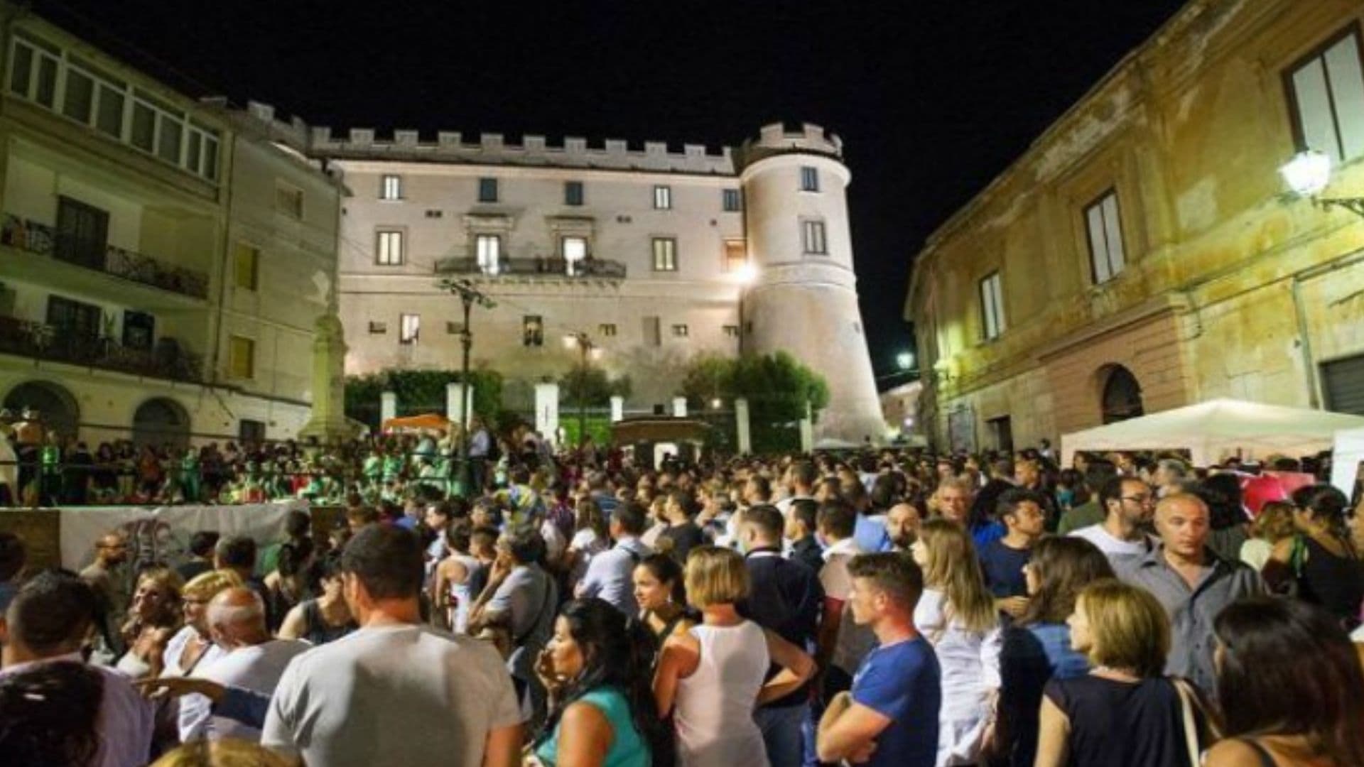 Parte la prima grande festa "The Buskers" nel centro storico di Corigliano
