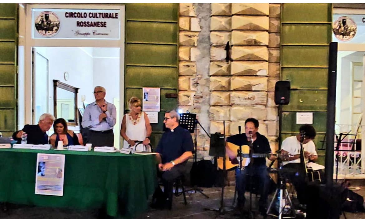 Il circolo culturale rossanese ospita Laura Ephrikian