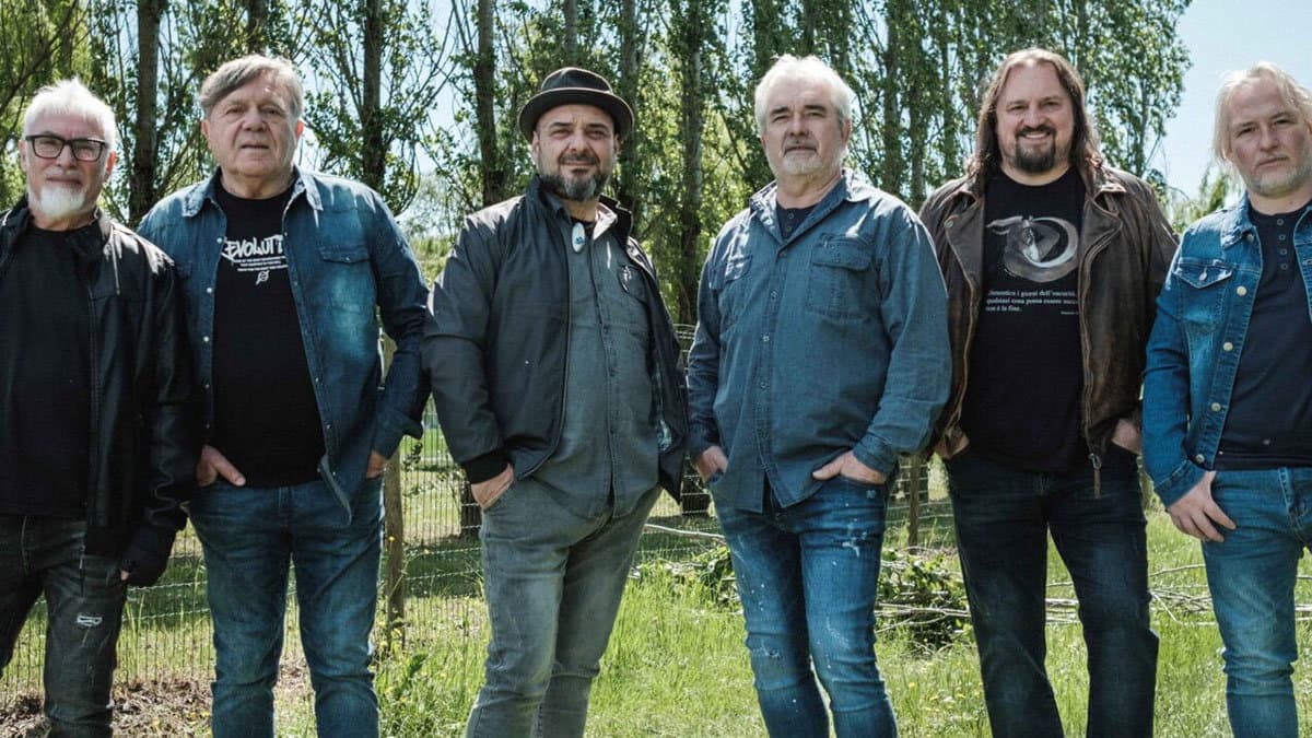 Tutto pronto al porto di Cariati per il concerto de "I Nomadi"