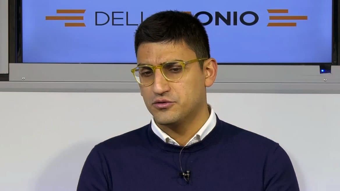 Salimbeni denucia mancanza di decoro in Piazza Salotto: «300mila euro chiusi in un cassetto. Cosa aspettiamo?»