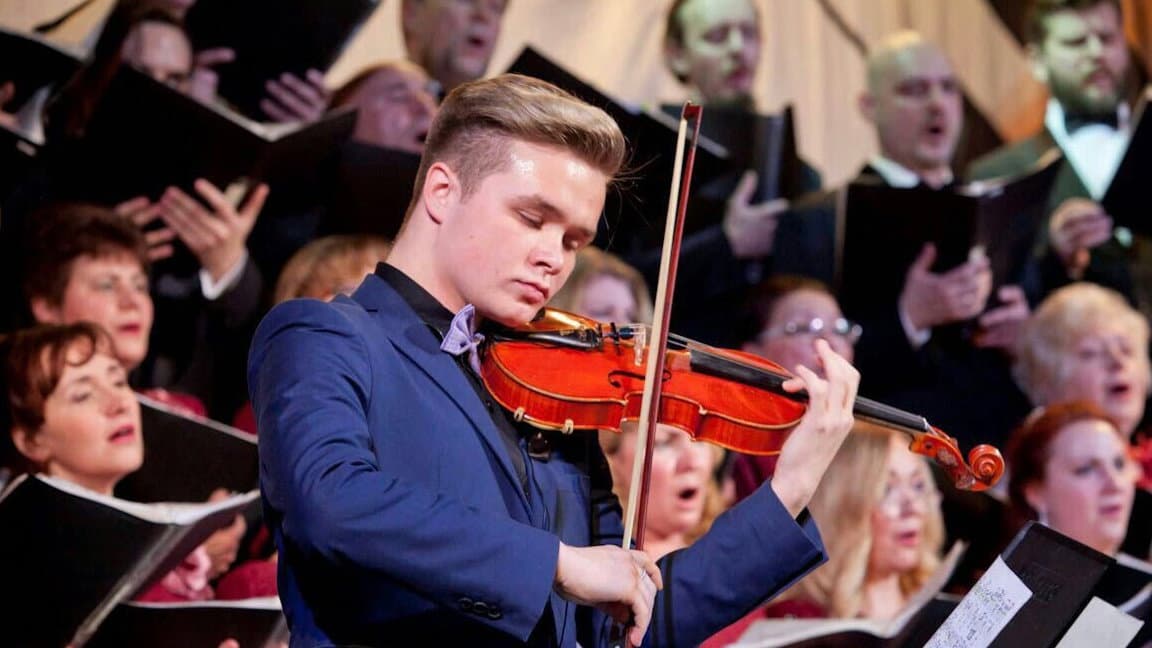All'Accademia Gustav Mahler di Trebisacce il nuovo docente di violino Petr Kasianov