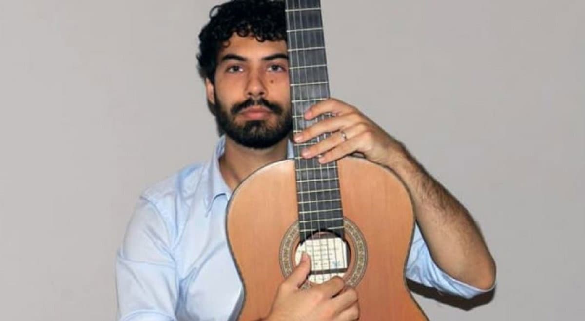 Recital del chitarrista Emanuele Gramisci alla Sala Mahler di Trebisacce
