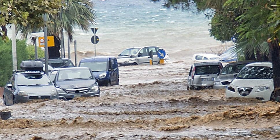 Dissesto idrogeologico, la pioggia nella Calabria del nord-est fa tremare i polsi ai cittadini