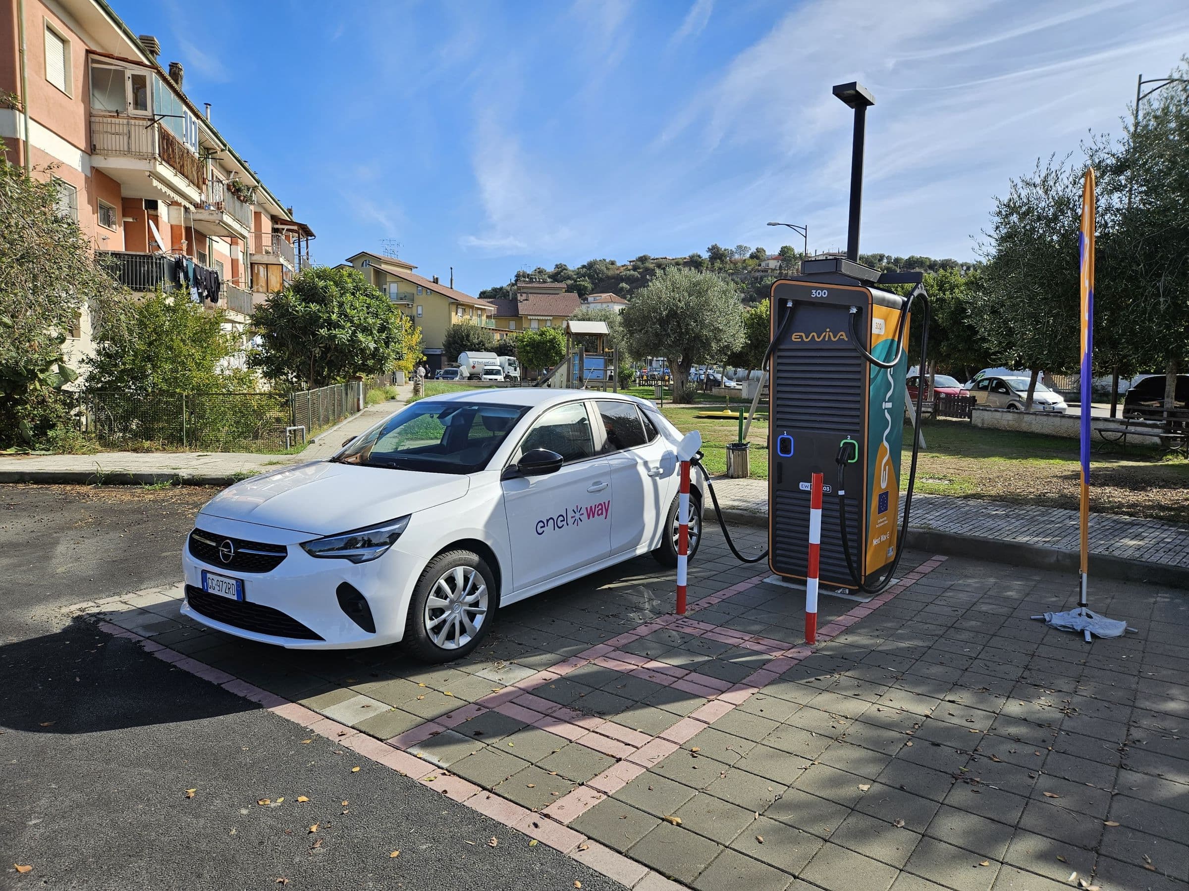 A Crosia arriva la ricarica ad alta potenza per veicoli elettrici