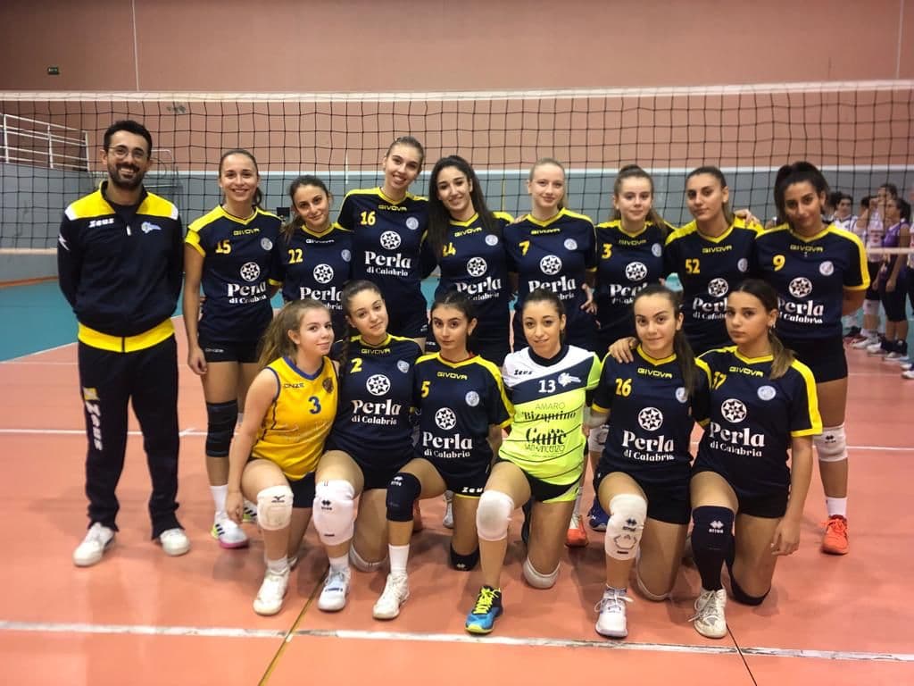 VOLLEY - La Caffè San Vincenzo bella e sfortunata perde in casa contro la Arpaia