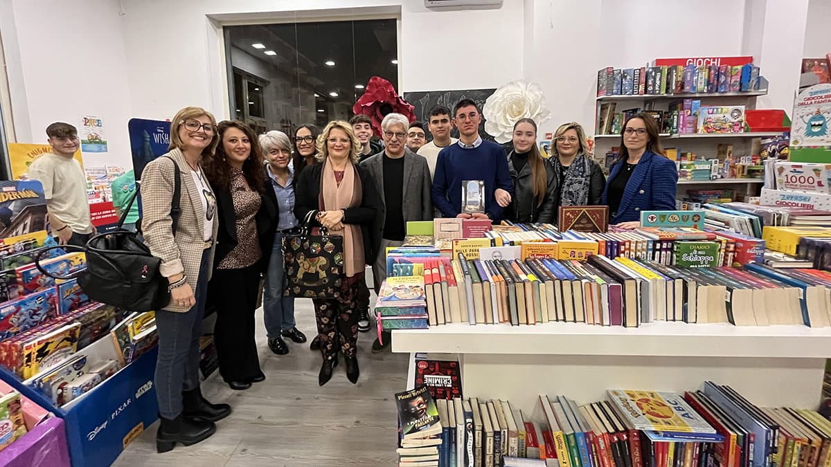 Gli studenti del Polo Liceale di Co-Ro protagonisti dell'iniziativa "Libriamoci"