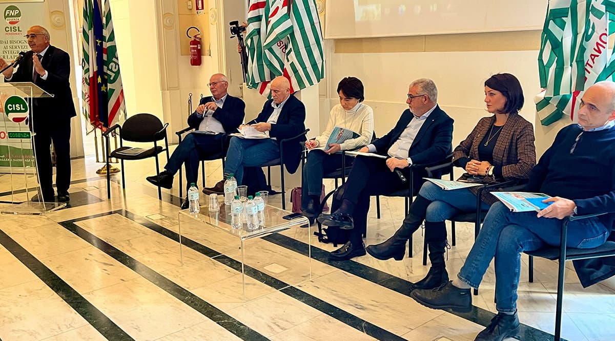 «Basta fare cassa con le pensioni. Basta trattare i pensionati come un bancomat»