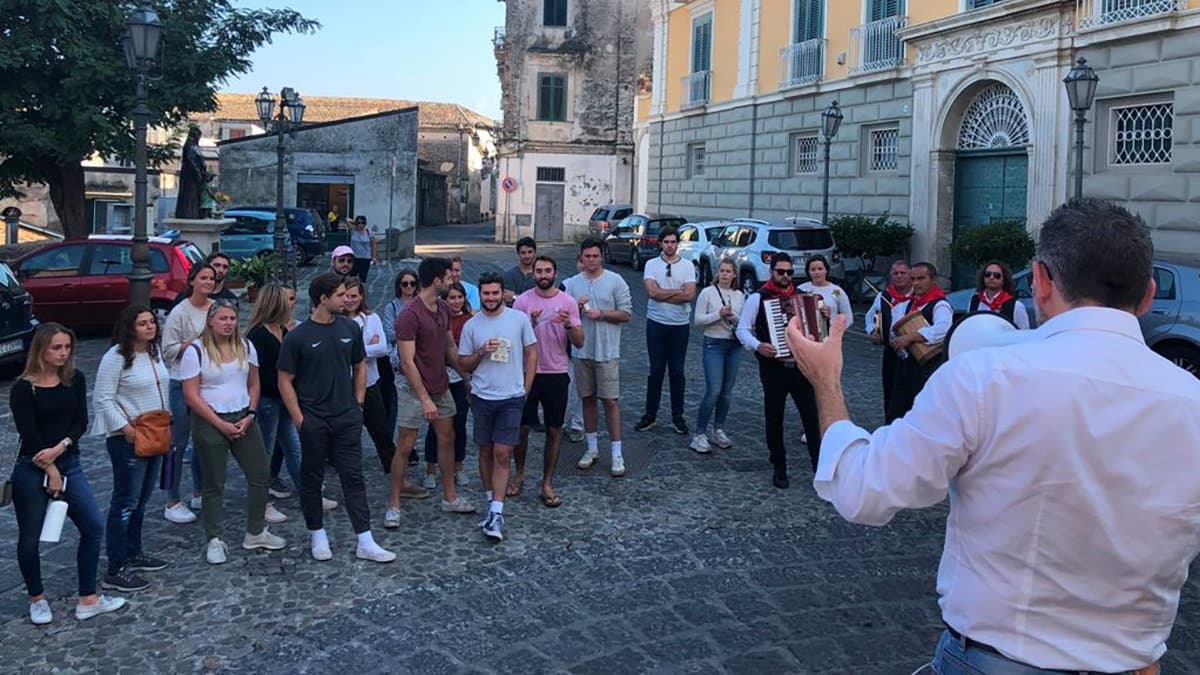 Al via la settima edizione di "Chi resta in quel che resta" con "l'invasione" di Cariati