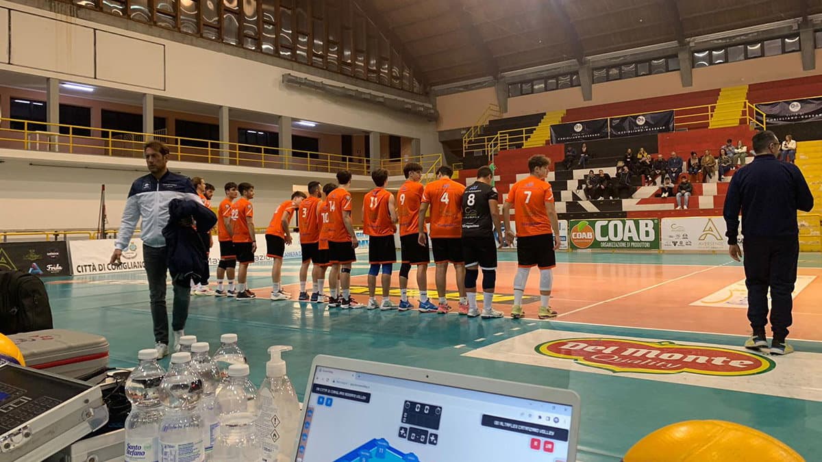 VOLLEY - Campionato Under 19 Maschile, per la Co-Ro Volley quinta vittoria di fila e primato in classifica