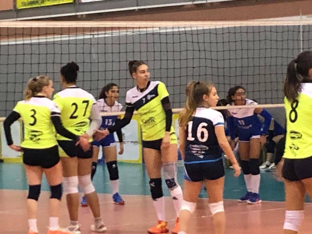 VOLLEY - La Caffè San Vincenzo torna a vincere e asfalta la Italsoft di Gioia Tauro