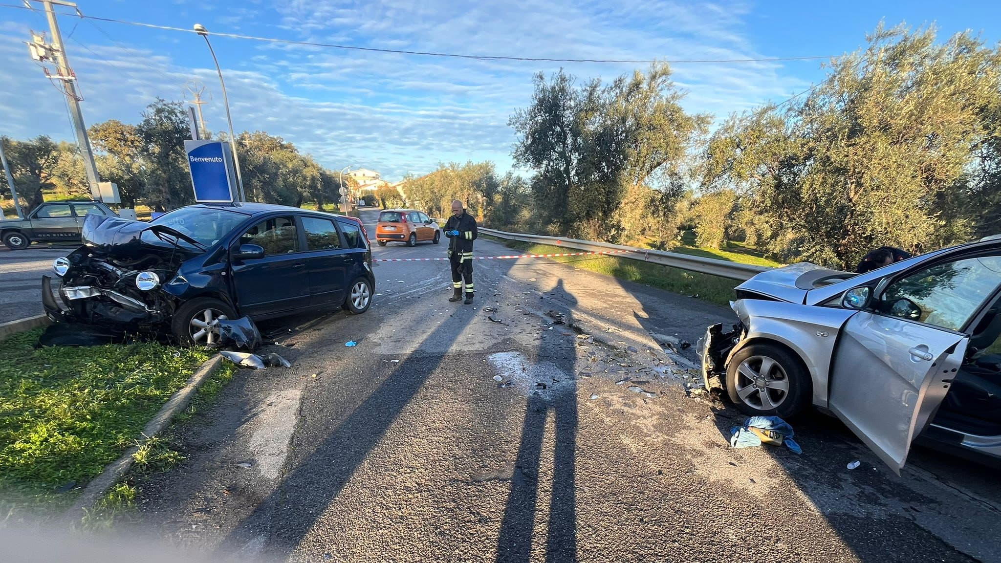 Incidente a contrada Ciminata: tre feriti, tutti trasferiti al "Giannettasio"