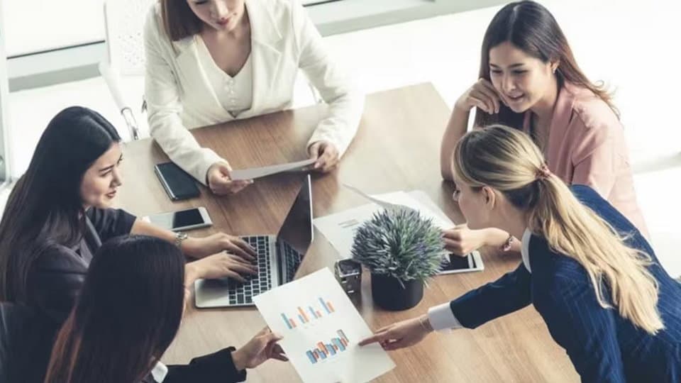 Donne imprenditrici in Calabria: il potere degli obiettivi nel business plan di Yes I start up