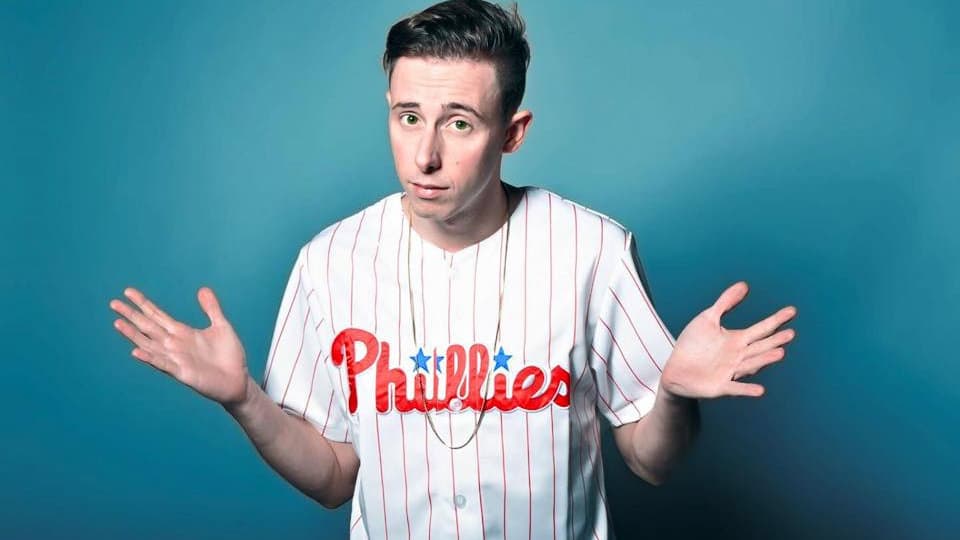 A Natale arriva il rapper Shade in pizza Le Fosse, cambia la viabilità