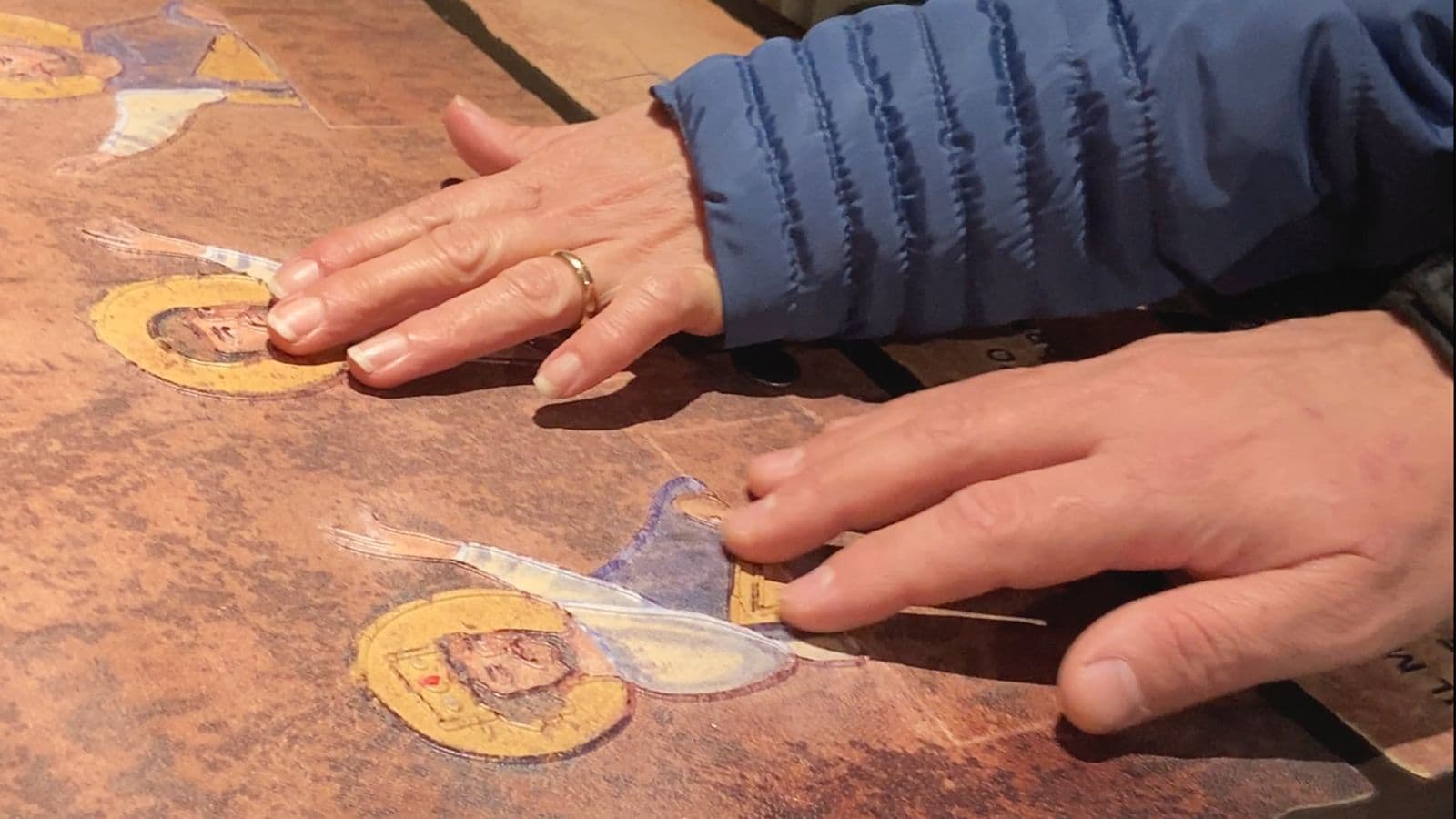 Rendere la bellezza fruibile a tutti: inaugurata la prima tavola tattile del Codex Purpureus Rossanensis
