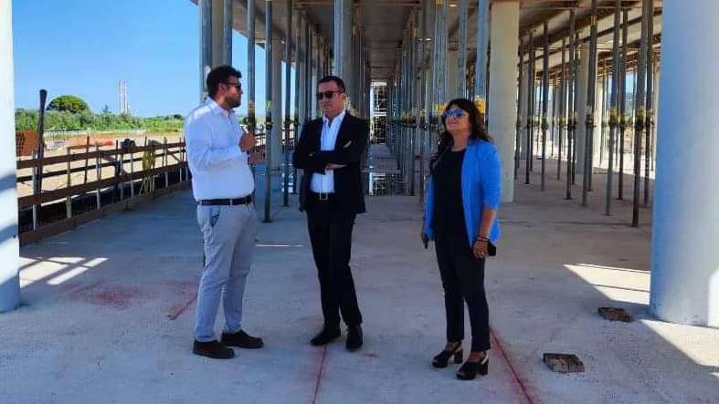 Ripresa lavori nuovo ospedale di Insiti, la Straface dispensa tranquillità