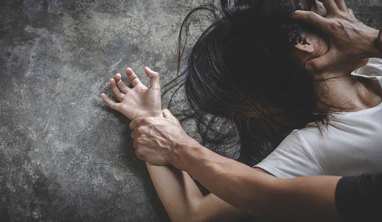 Codice rosso, picchia la compagna al culmine di un'ennesima lite: arrestato