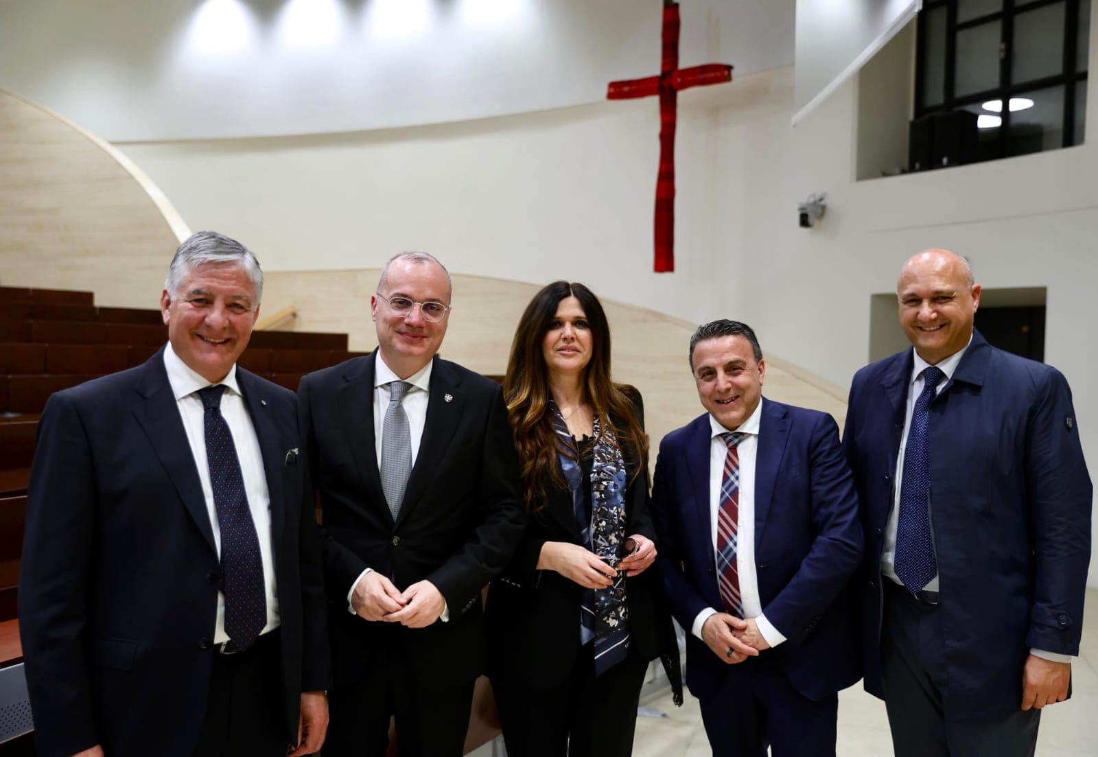 Il popolo albanese è l'esempio di convivenza pacifica fra religioni diverse
