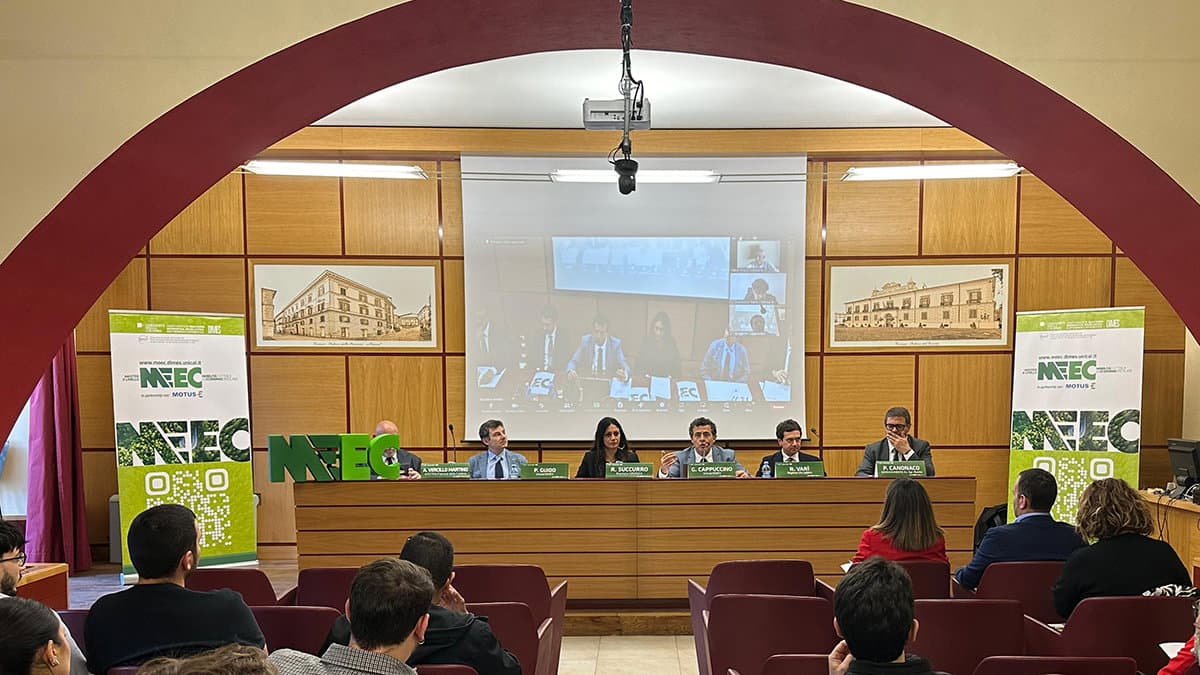Presentato nella sede della Provincia il nuovo Master Unical sulla Mobilità elettrica
