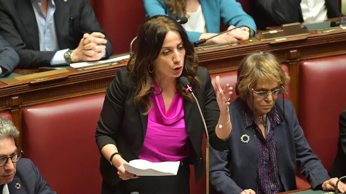 Aborto, Scutellà (M5s): «Il governo Meloni si allinea ai più retrogradi e conservatori governi di destra europei»