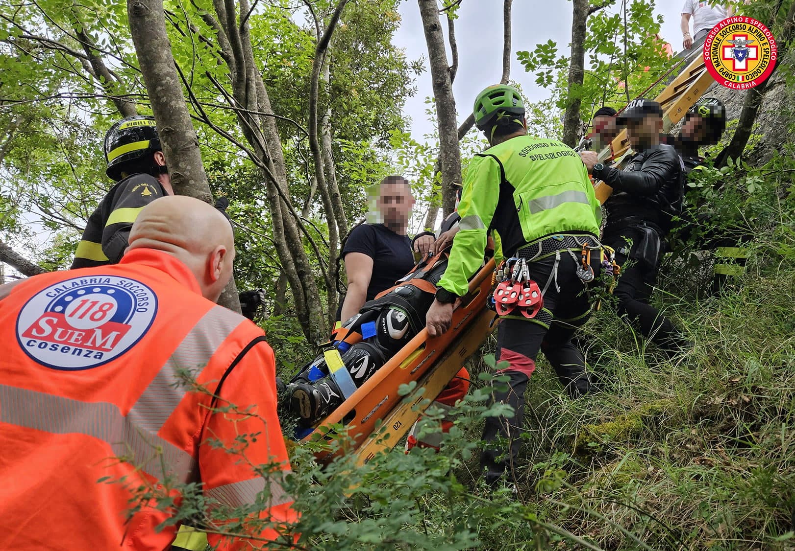 Morano, precipita in burrone: interviene il pronto soccorso alpino