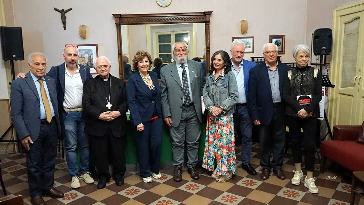 “La storia di Mano di gomma” di Antonio Anastasi presentato al Circolo culturale rossanese
