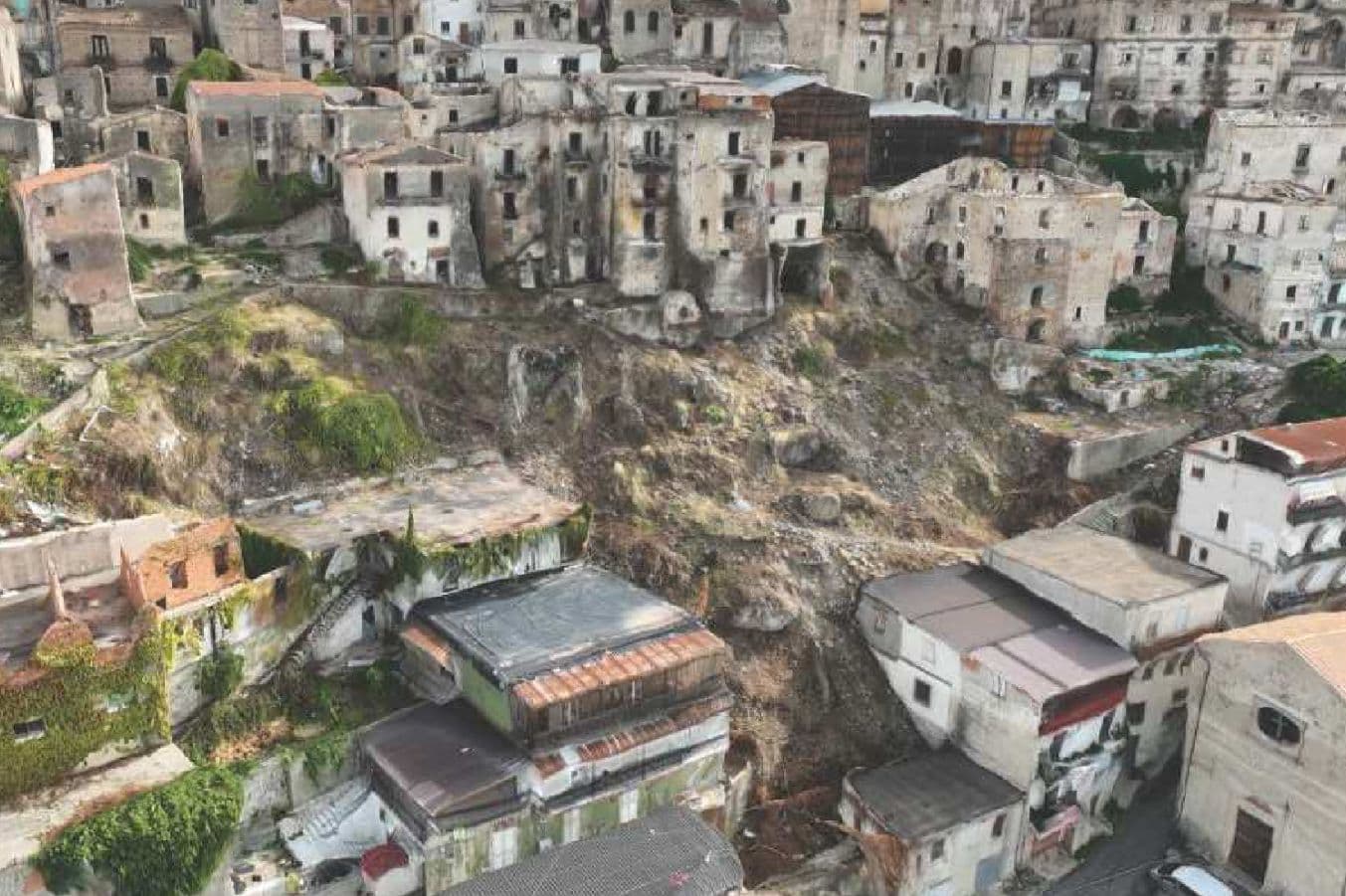 L'imperativo di Corigliano-Rossano Pulita: «Ripartire dai centri storici»