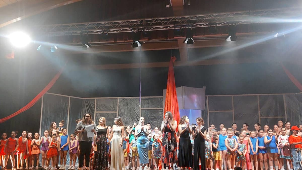 Grandi emozioni al terzo spettacolo di fine anno della scuola di danza "Il Balletto" diretta da Giada Sapia