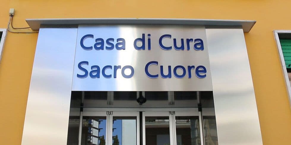 Il punto nascita Sacro Cuore di Cosenza, dopo la chiusura evitata, assume quattro nuove ostetriche