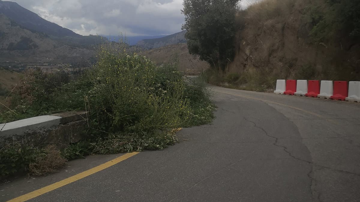 A Cassano Jonio le strade del turismo sono «in totale stato di abbandono»