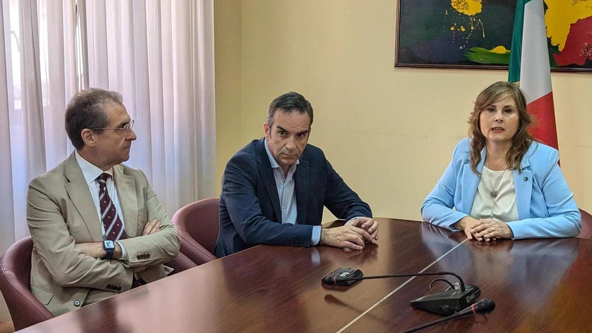 Occhiuto sull'ospedale della Sibaritide: «I lavori procedono come da cronoprogramma»
