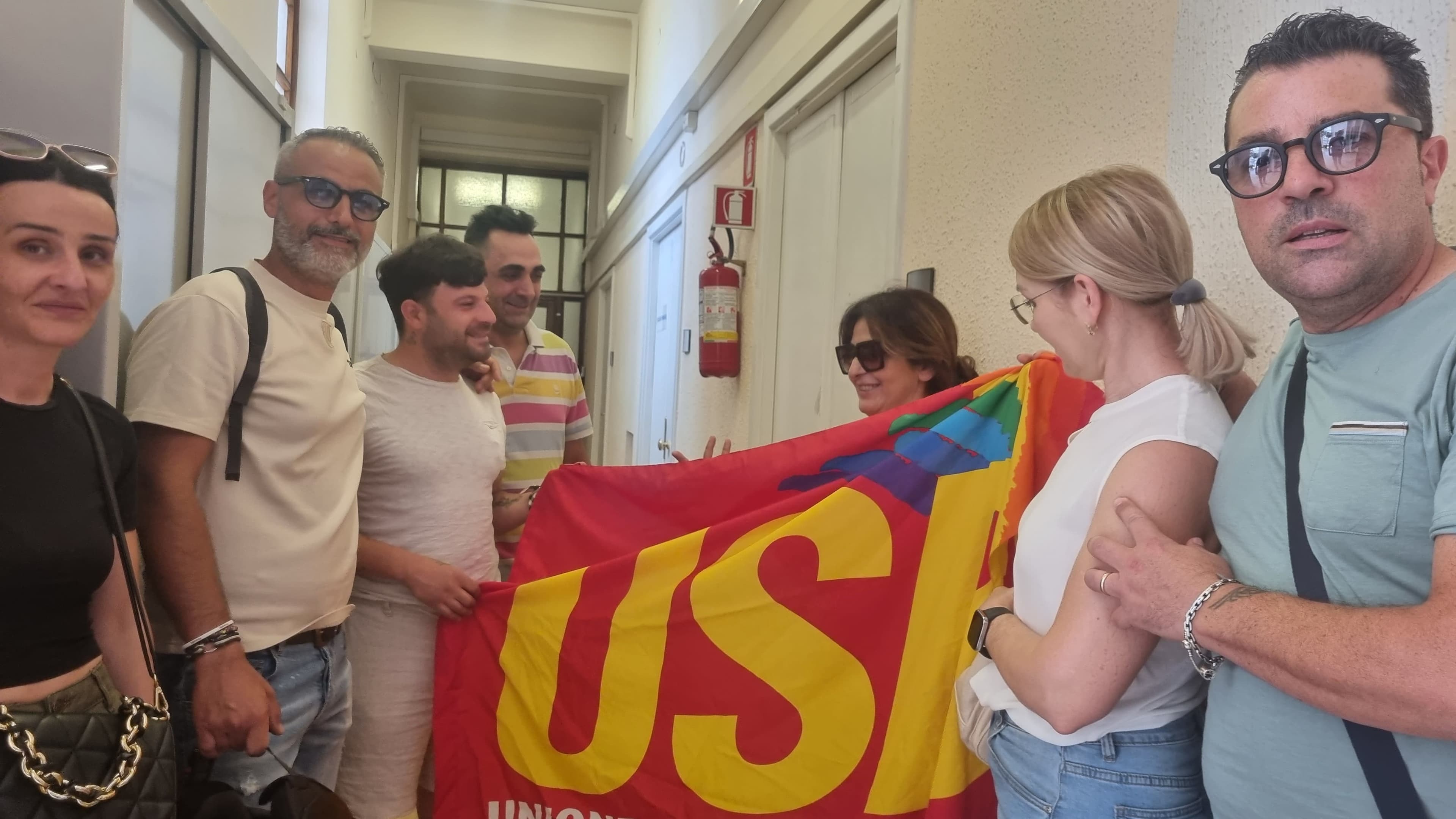 Occupata l'Asp di Cosenza in nome dei diritti per tutti i lavoratori e di tutte le lavoratrici