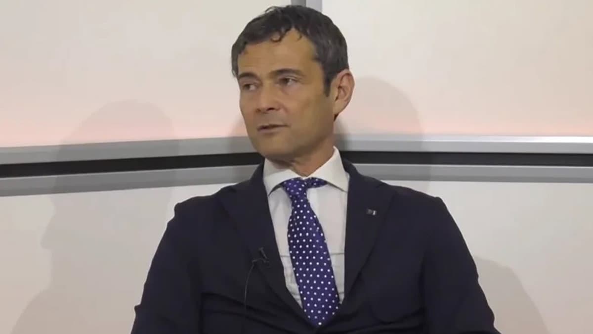 Sapia irrompe sulla possibile chiusura di Nefrologia al "Giannettasio": «Una vera porcata»