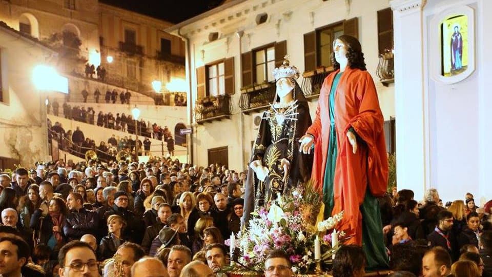 Fede e cultura popolare: a Co-Ro una mostra dal titolo "Ricordi della Passione"