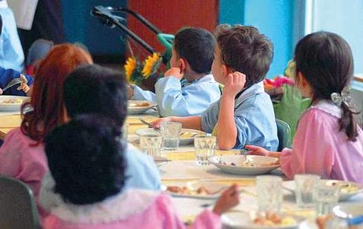 Corigliano-Rossano: aperte le iscrizioni per la refezione scolastica