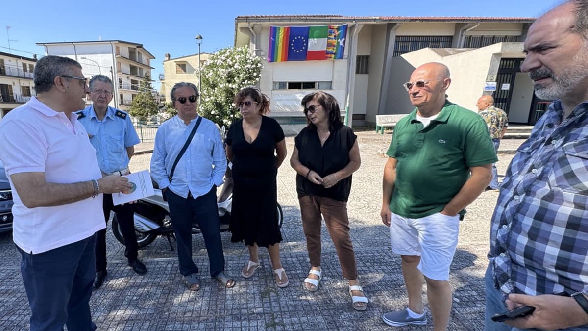 Cassano, presentato il Servizio di Informazione Turistica: accordo tra il Comune e l’associazione “Lettere Meridiane”