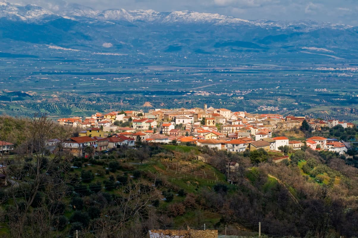 Vakarici: sabato 10 la 41esima rassegna del costume e della cultura arbëreshe