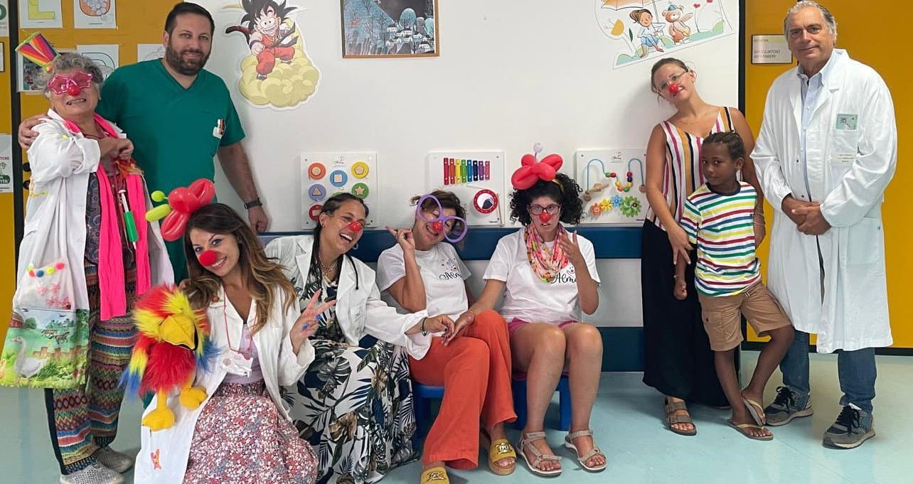 L’associazione Alma ha donato giochi educativi al reparto di pediatria del "Guido Compagna"