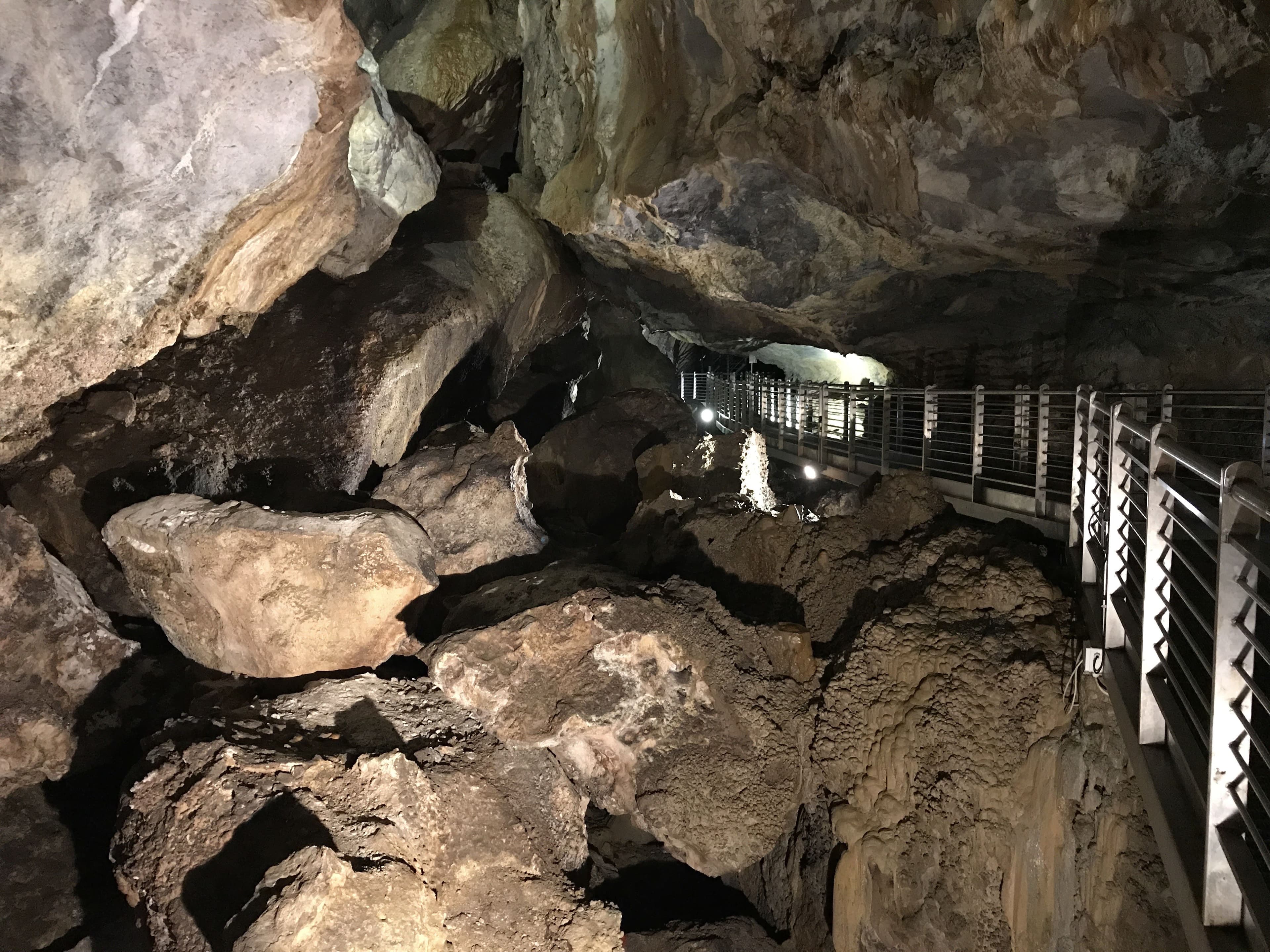 Cassano, riaprono al pubblico le Grotte di Sant'Angelo