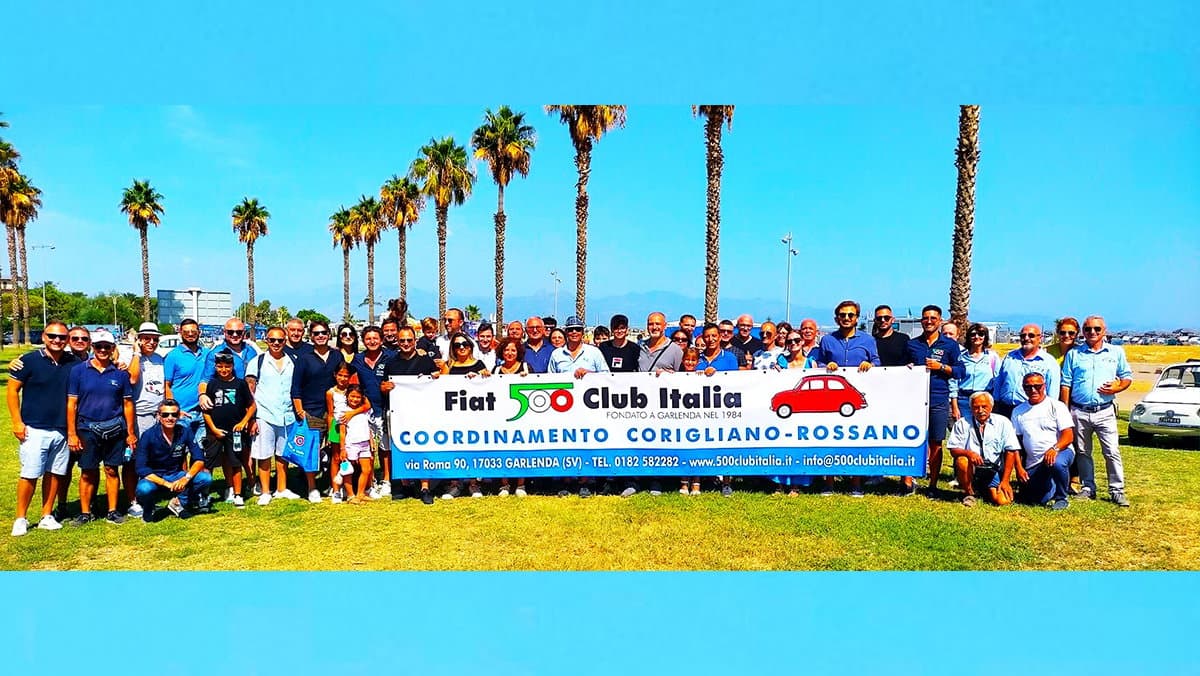Le mitiche Fiat 500 hanno "invaso" Corigliano-Rossano