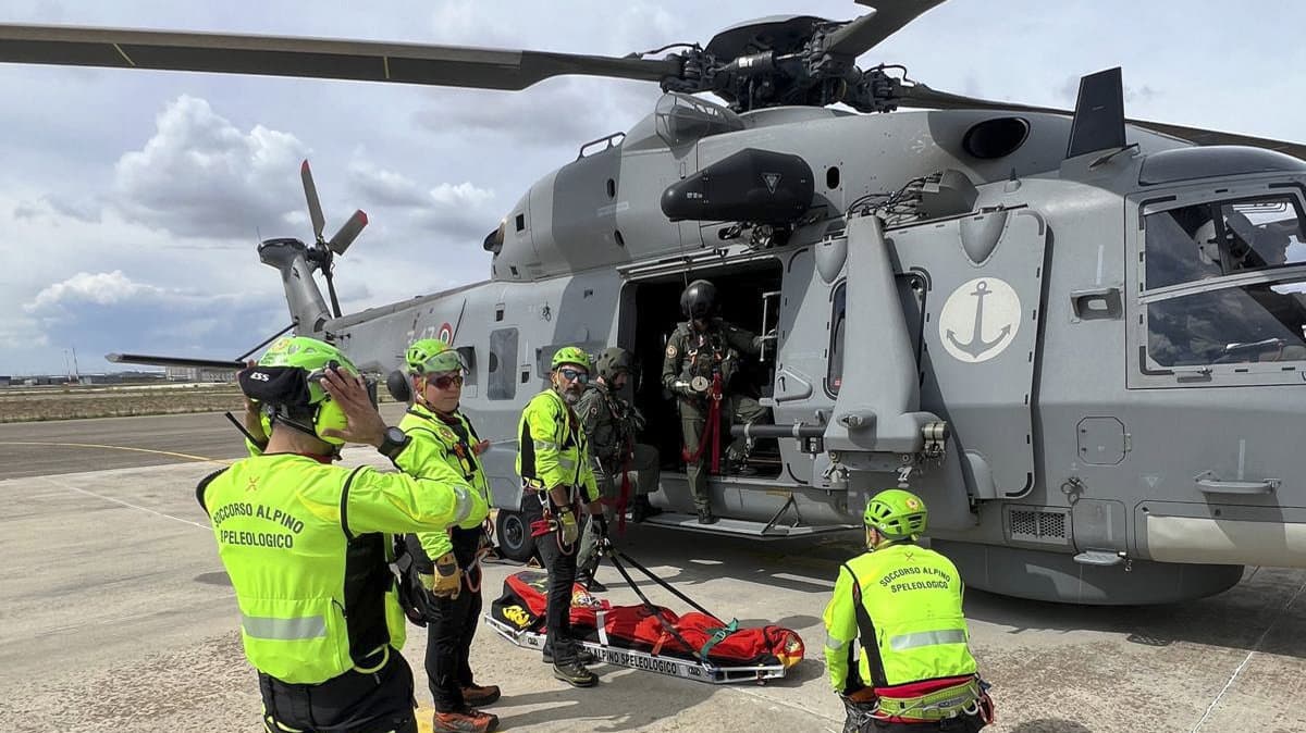 Importante esercitazione congiunta tra Soccorso Alpino Calabria e Marina Militare