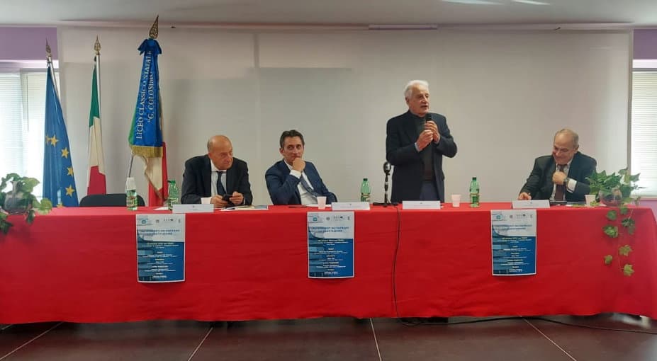 Al Classico di Corigliano la Lectio Magistralis di Antonio Baldassarre