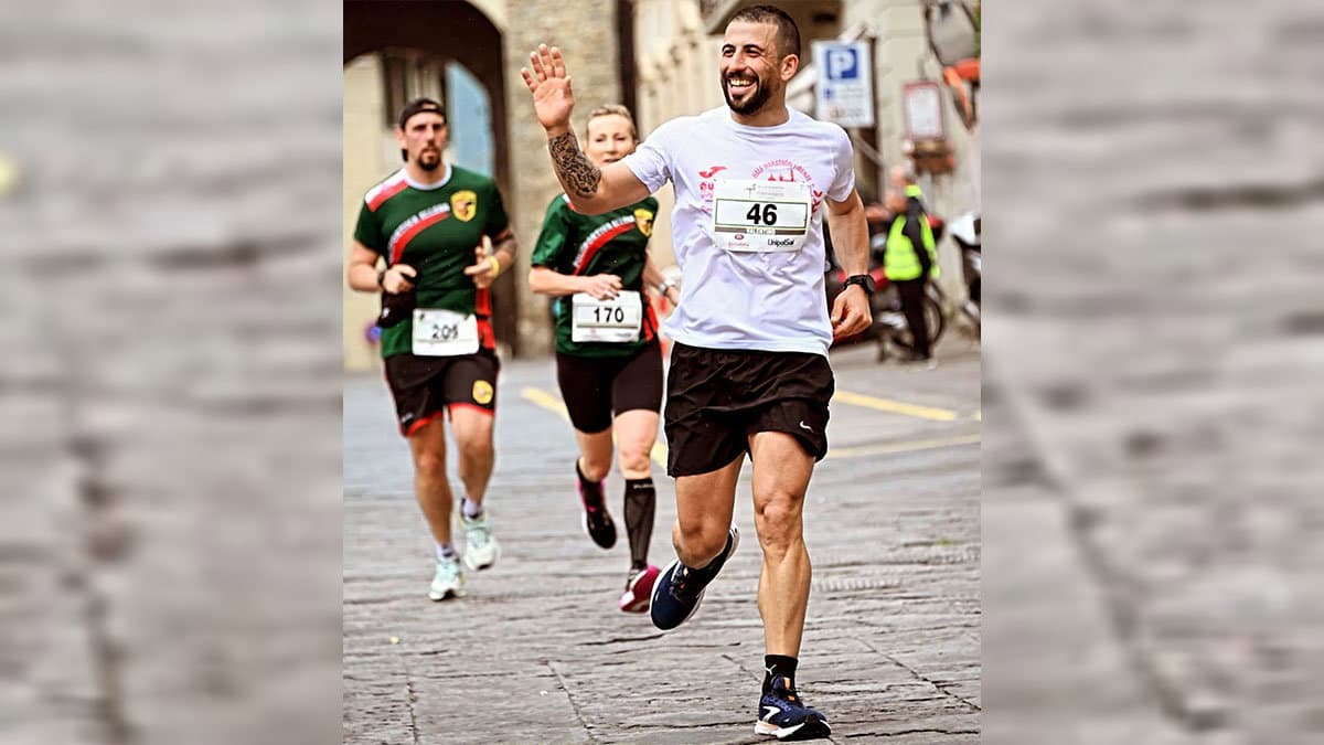 Il rossanese Valentino De Martino ha preso parte alla 40esima edizione della "Estra Firenze Marathon 2024"