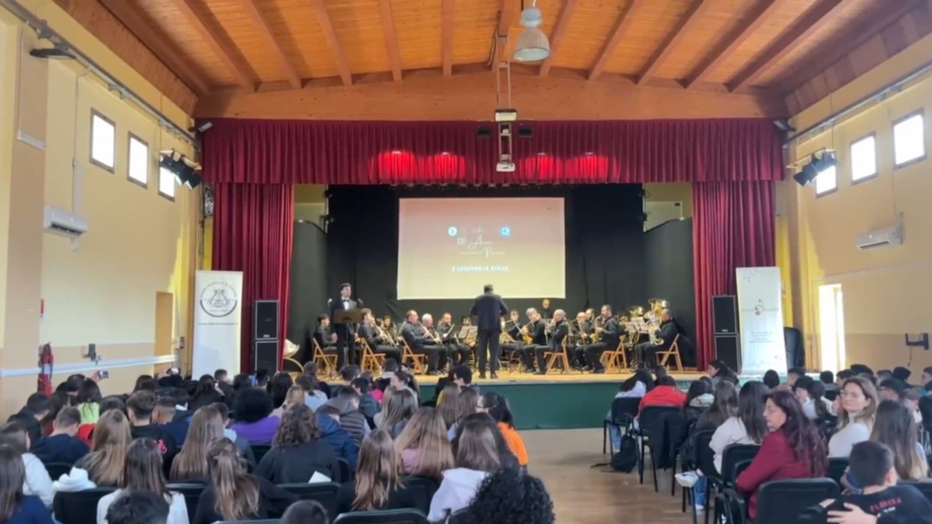 La banda Giacomo Puccini di Crosia omaggia il maestro a 100 anni dalla sua scomparsa