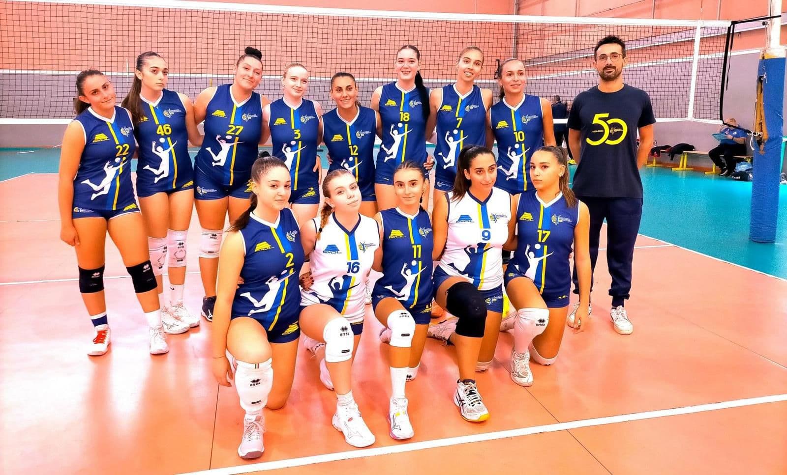 VOLLEY SERIE C - Pallavolo Rossano in emergenza mettono KO la Pink Volo