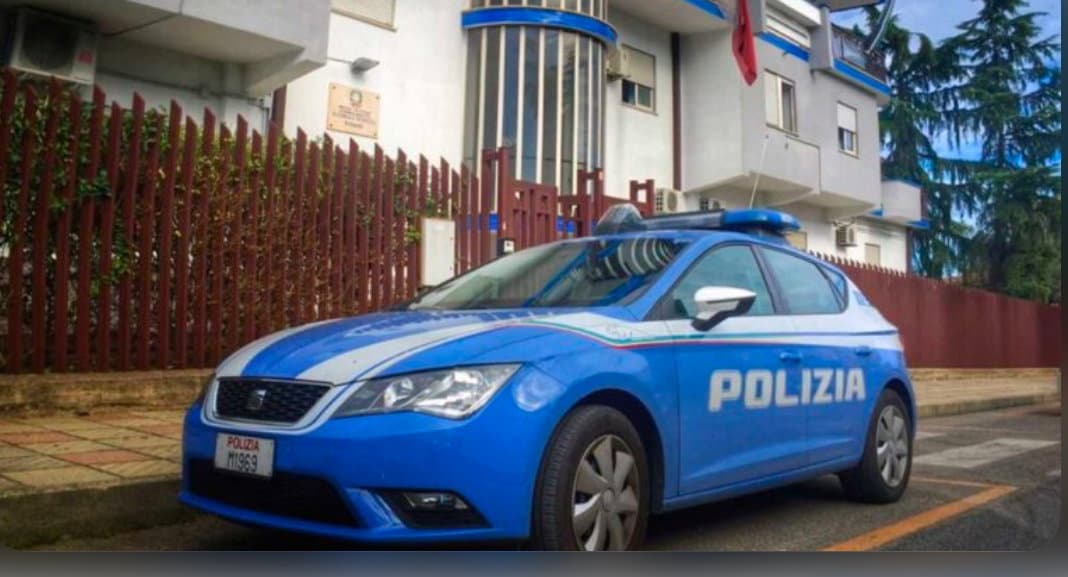 Maltrattamenti in famiglia: divieto di avvicinamento alla famiglia per un uomo